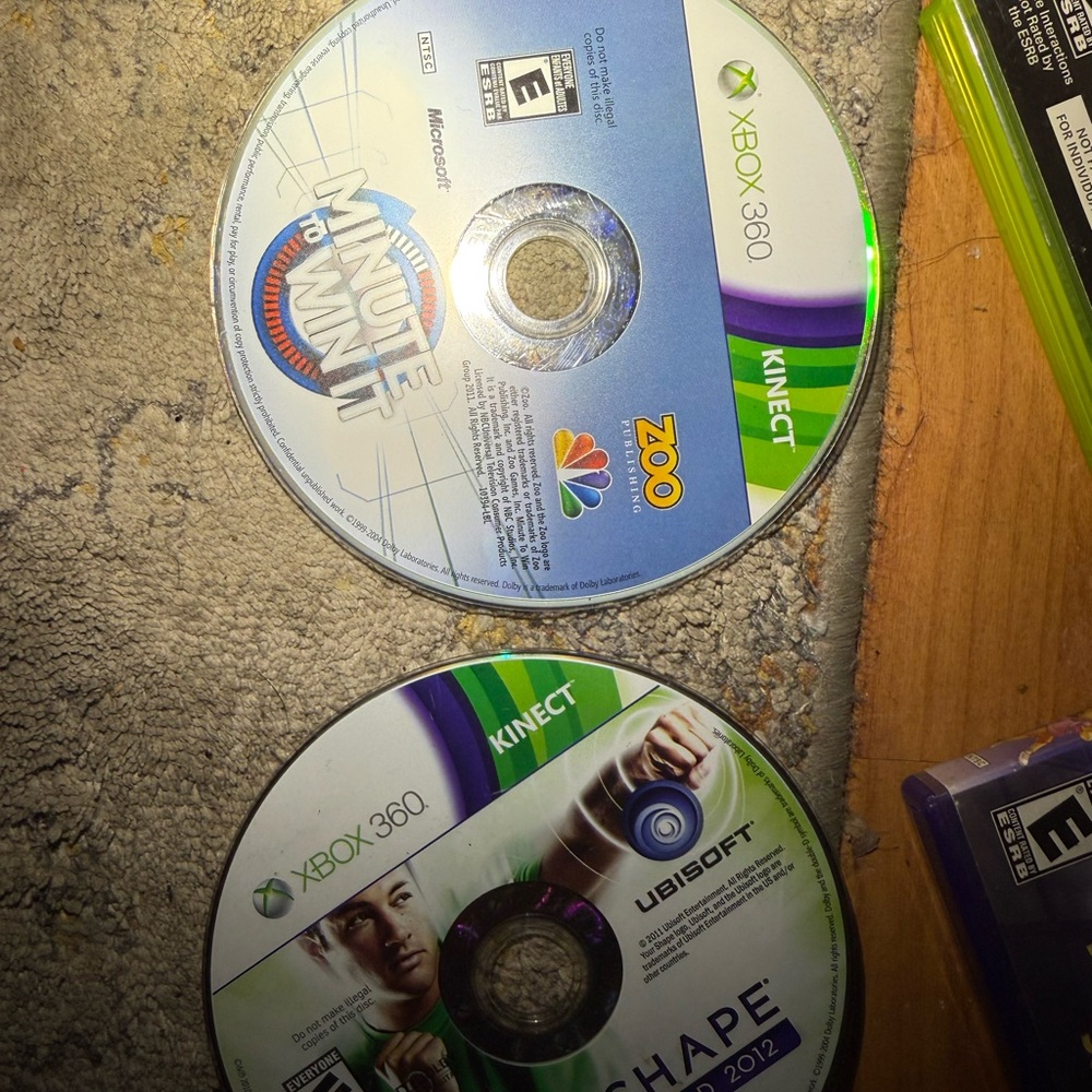 Xbox 360 250GB Kinect in the original box - Picture 8 of 14